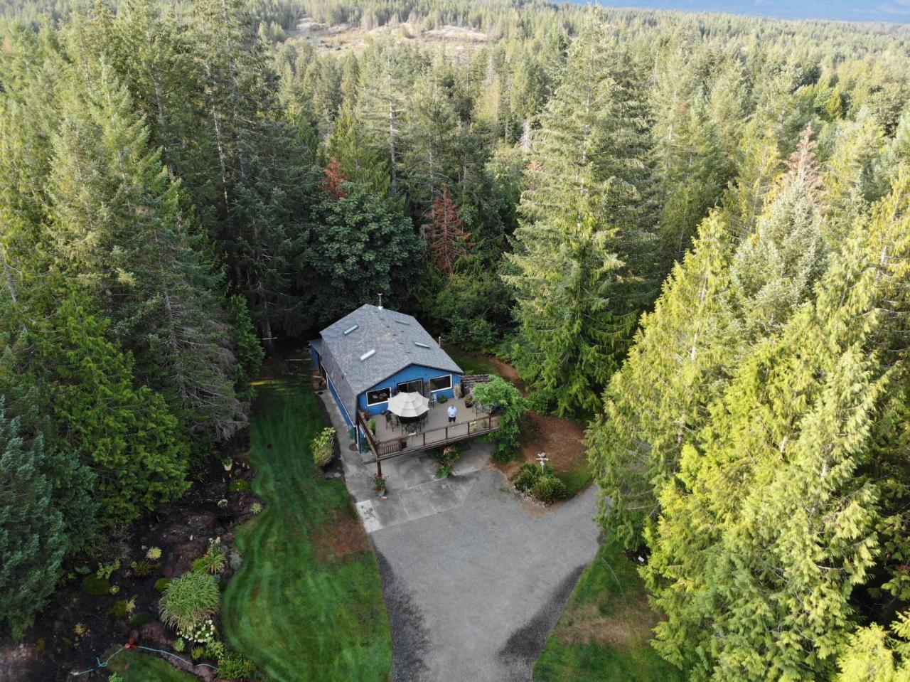 Beaver Hut Bed And Breakfast Port Alberni Exterior photo